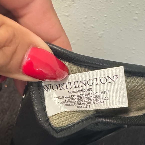 Worthington Classic Houndstooth Gloves - Picture 4 of 4